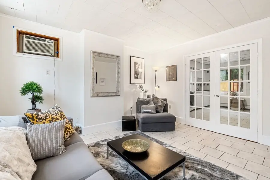 212 Princeton St #1, Boston, MA 02128 - Image #2