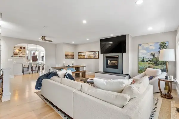 128 Pembroke St #2-3, Boston, MA 02118