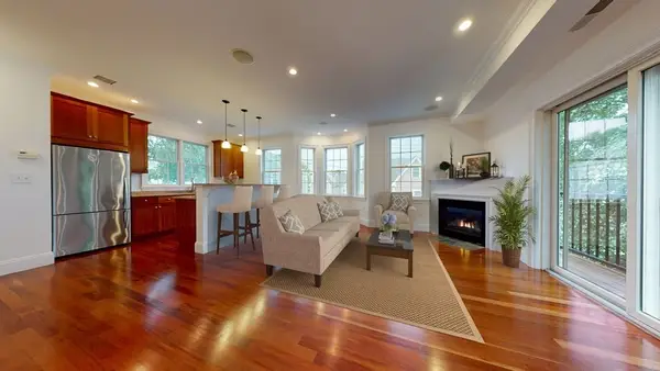 67 Church St #1, Boston, MA 02122