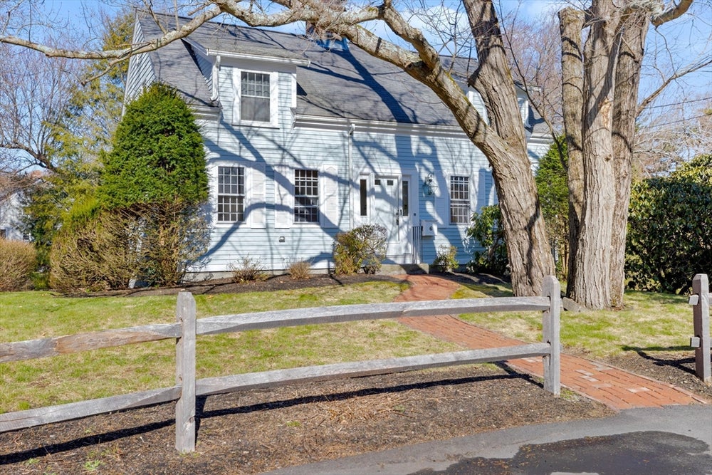 6 Monument Circle, Hingham, MA 02043 ERA