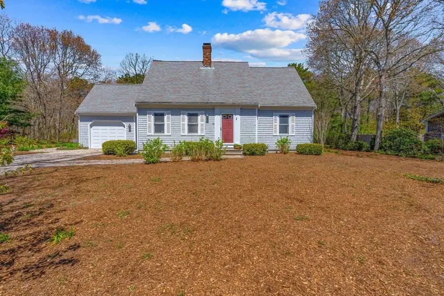 43 Neshobe Rd, Mashpee, MA 02649 - Image #2