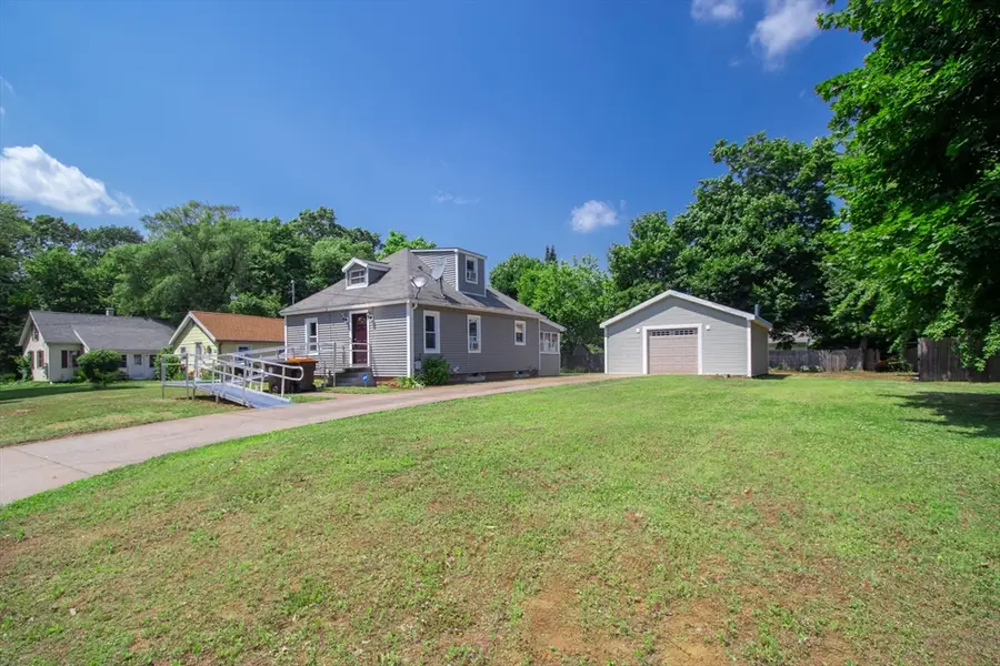 94 Witheridge St, Agawam Town, MA 01030 - Image #3