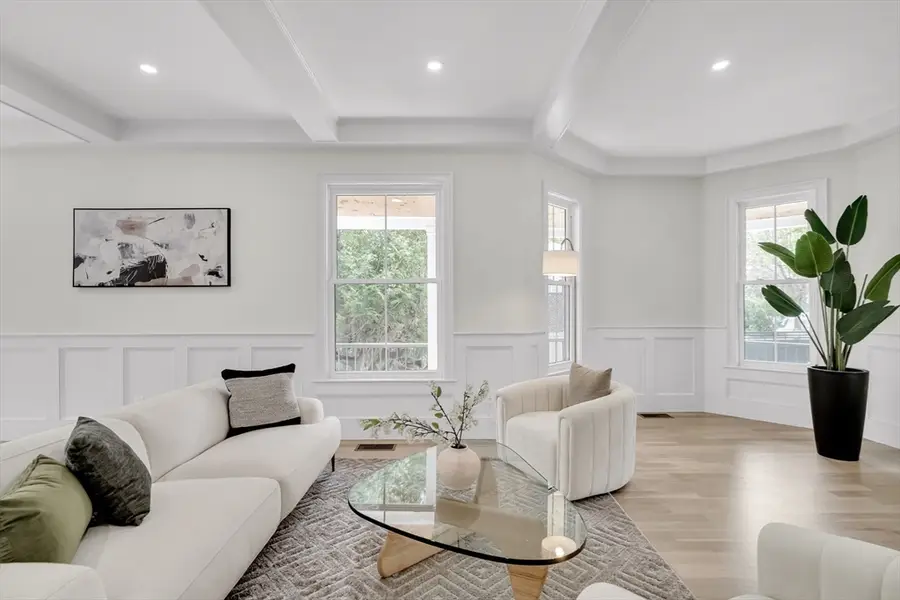 686 Centre St, Newton, MA 02458 - Image #3