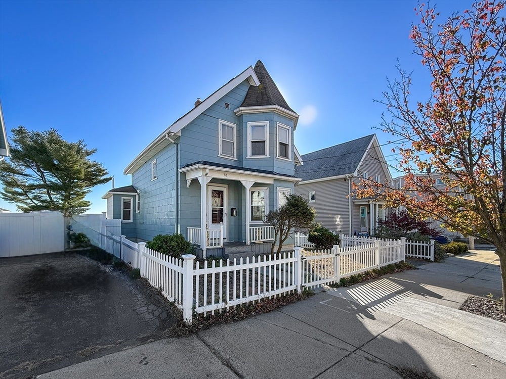 65 Foster St, Everett, MA 02149 ERA