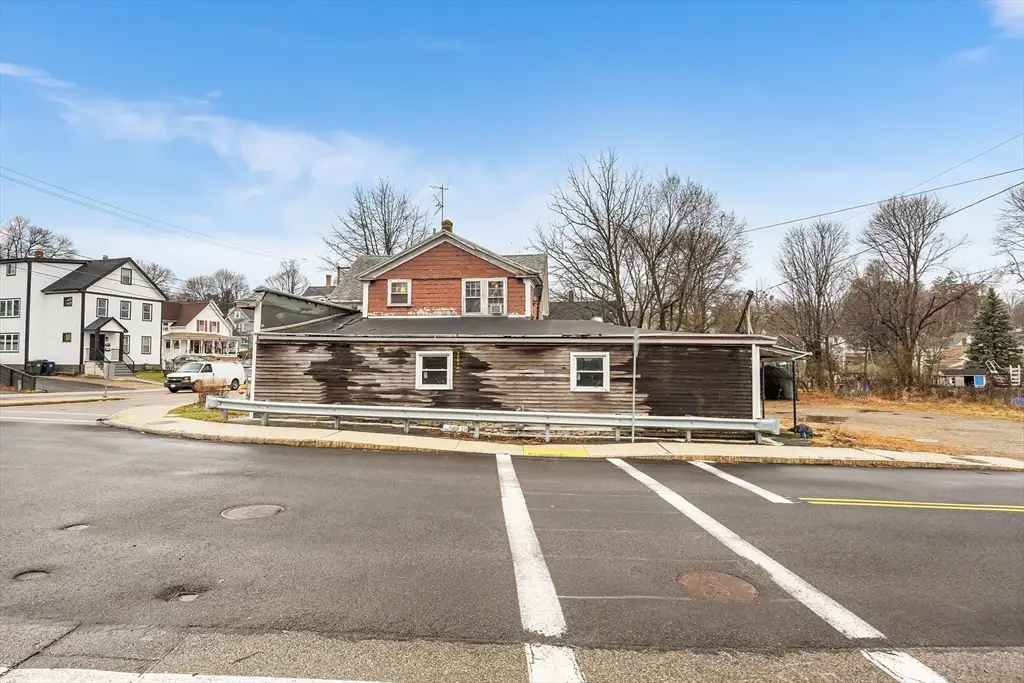 1 Elm St, Marlborough, MA 01752 - #1