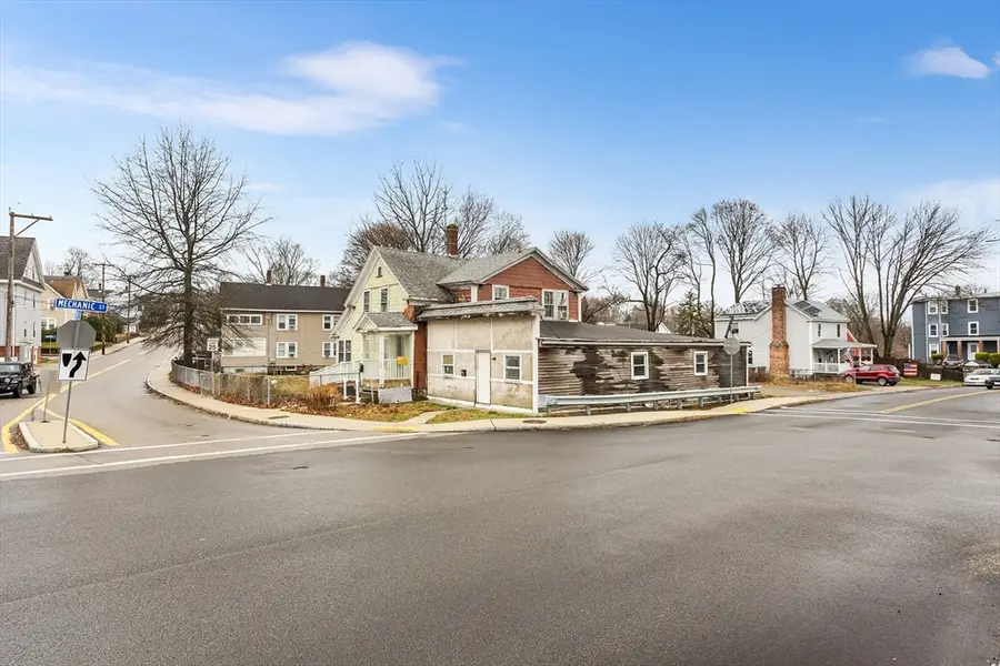 1 Elm St, Marlborough, MA 01752 - #2