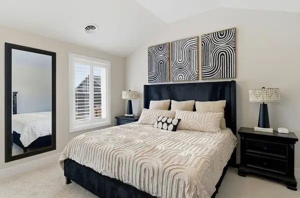 14 Elise Avenue #7, Londonderry, NH 03053