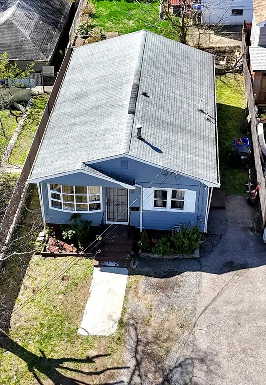 12 Rangeley Ave, Providence, RI 02908