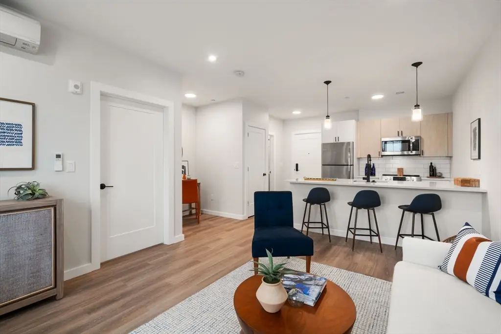 10 Somerset #405, Winthrop, MA 02152 - Image #1