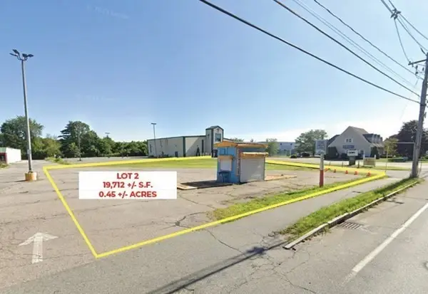 178 Oak St, Brockton, MA 02301