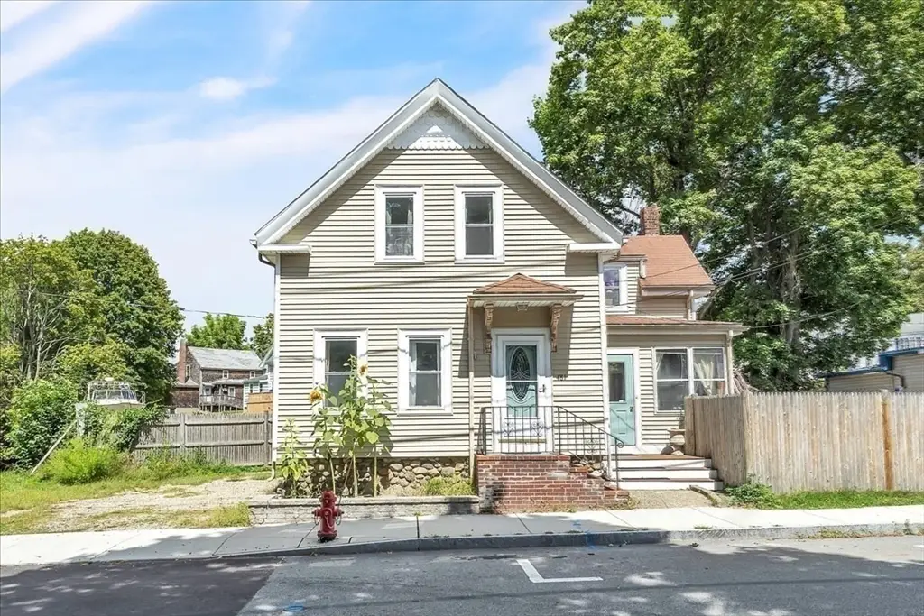 481 Centre, Middleboro, MA 02346 - Image #1