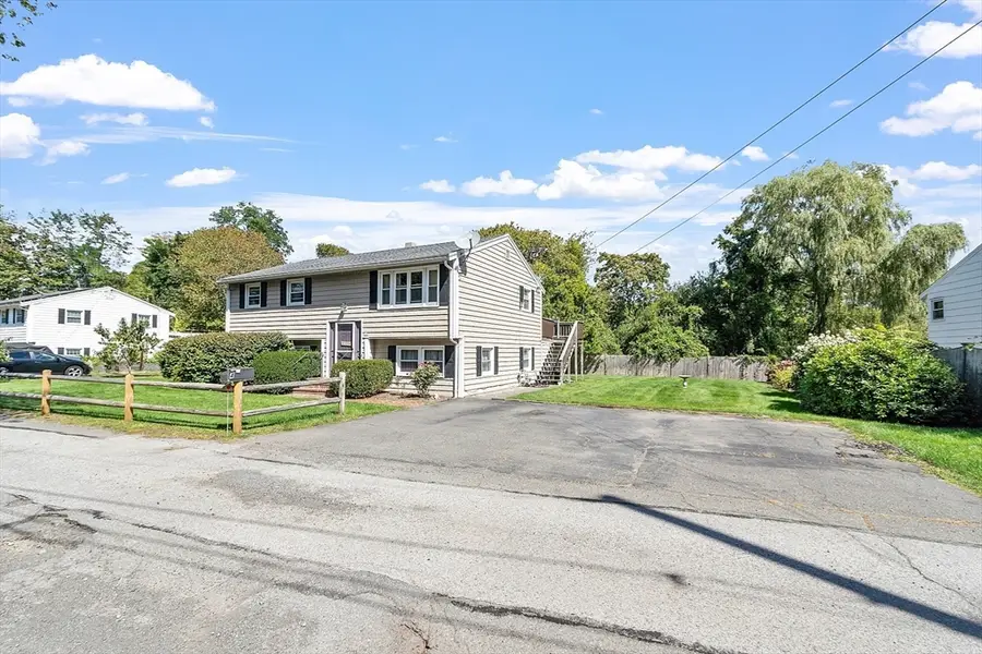 4 Hillside Rd, Gloucester, MA 01930 - Image #2