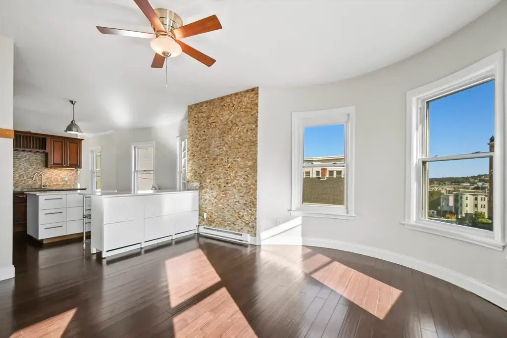 52 Providence Street #3, Worcester, MA 01604 - Image #1