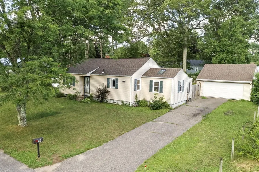 35 Juniper Dr, Springfield, MA 01119 - Image #2