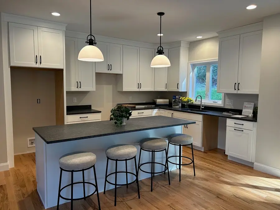 31 Juliana Ave., Nashua, NH 03064 - Image #2