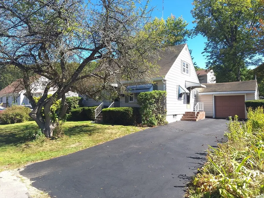 134 Warrenton Rd, Haverhill, MA 01832 - Image #2