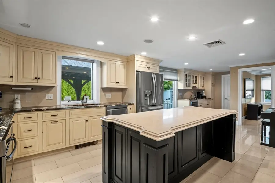 64 Browning Rd, Arlington, MA 02476 - Image #3