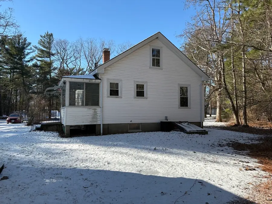 52 Carpenter St, Seekonk, MA 02771 - #2