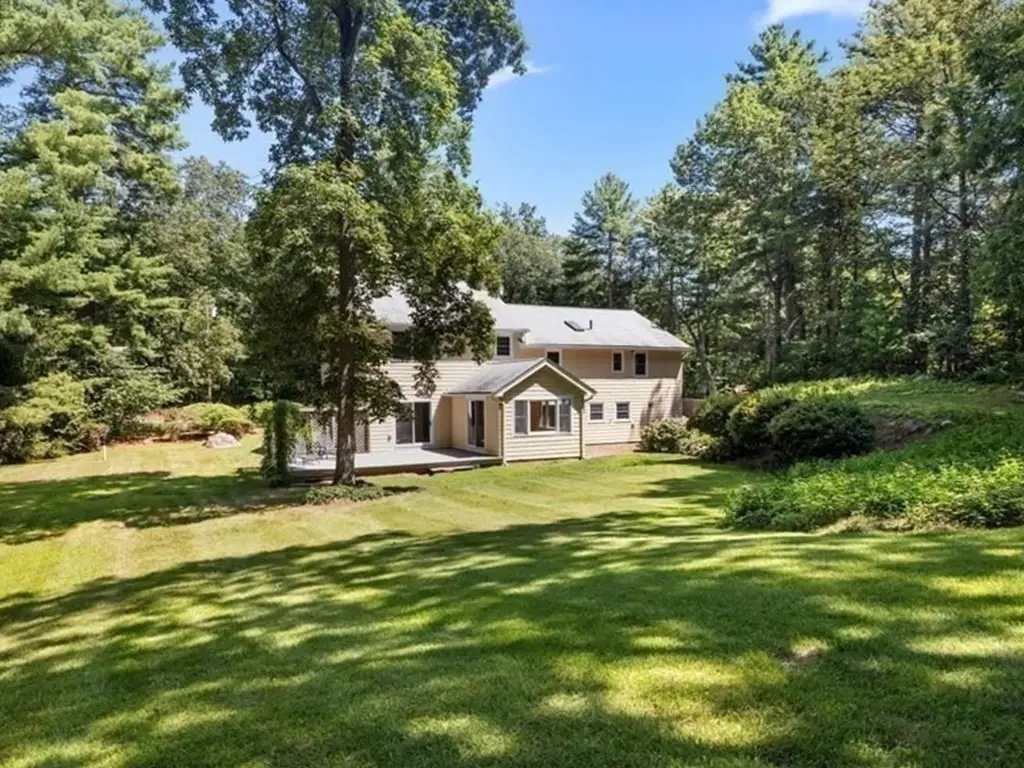 15 Woodridge Rd, Dover, MA 02030 - Image #1