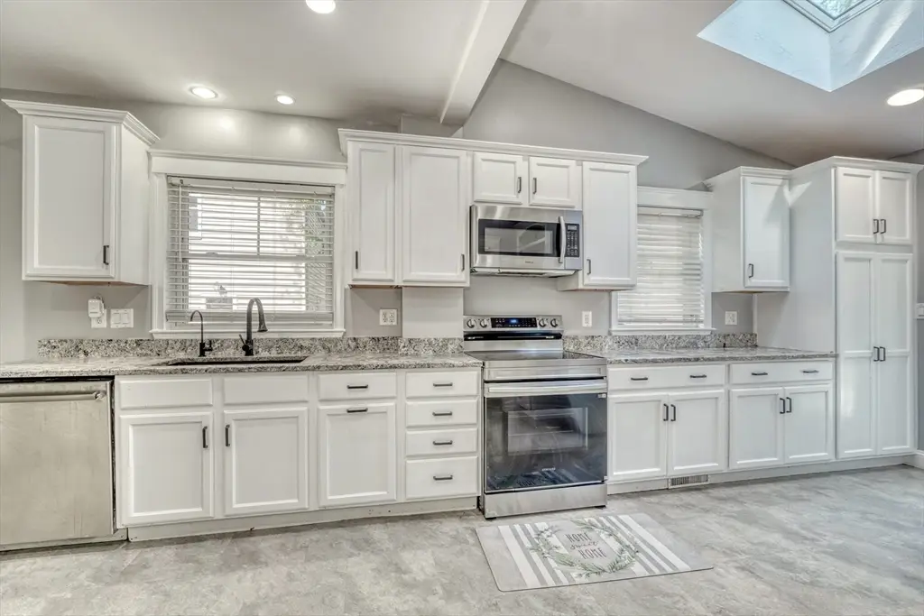 235 Curve St, Dedham, MA 02026 - Image #1