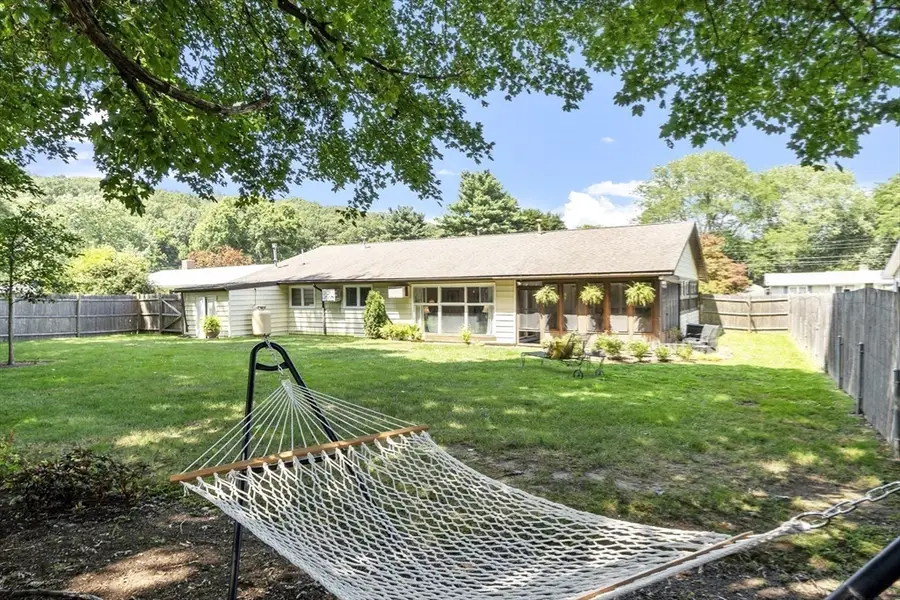 52 Lohnes Rd, Framingham, MA 01701 - Image #2