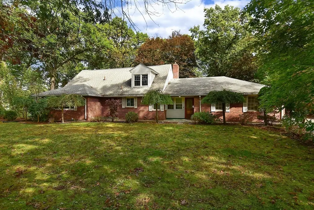 757 Shaker Rd, Longmeadow, MA 01106 - Image #1