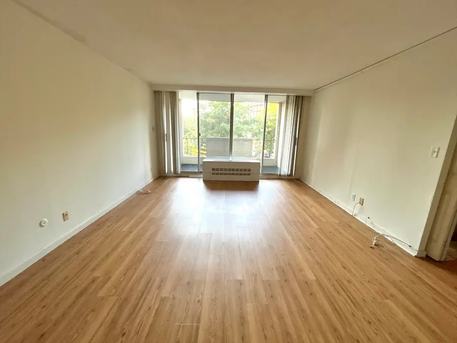 33 Pond Ave #422, Brookline, MA 02445 - Image #3