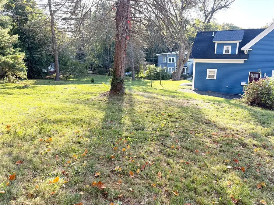 592 Westminster Hill Rd, Fitchburg, MA 01420 - Image #2