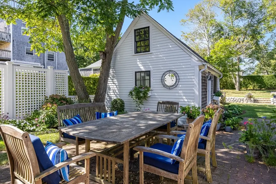 594 Commercial St, Provincetown, MA 02657 - Image #3