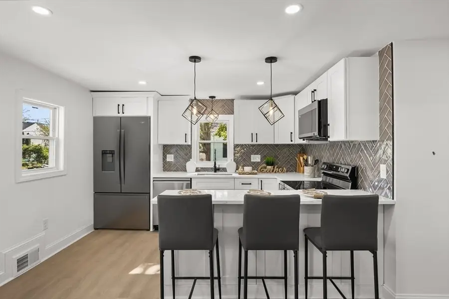 26 Lamb St, Attleboro, MA 02703 - Image #3