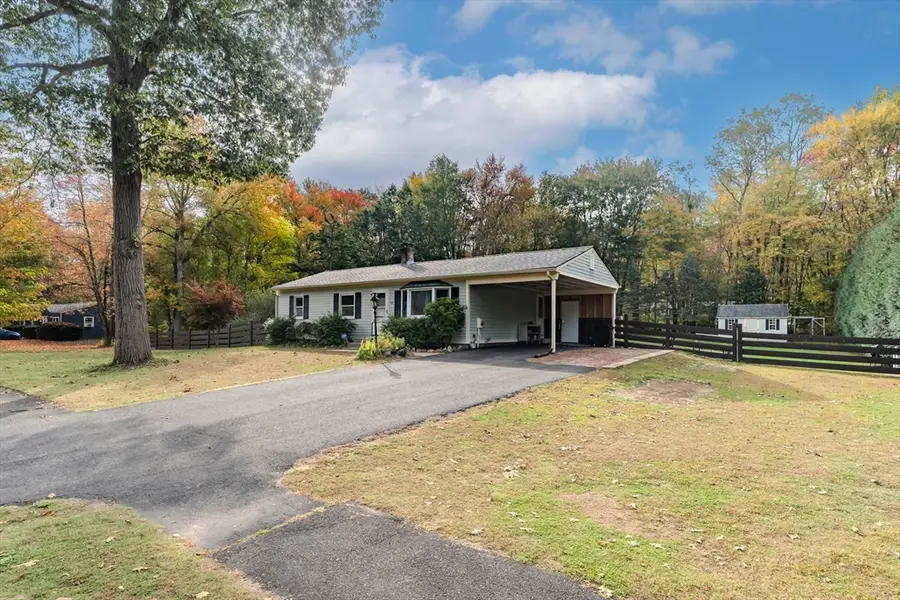 66 Longmeadow Dr, Amherst, MA 01002 - Image #2