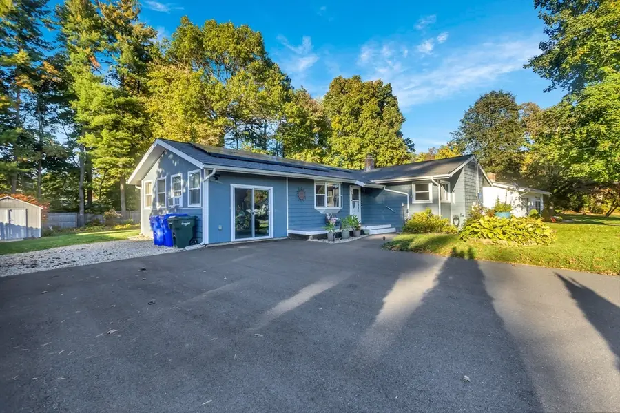 32 Lindsay Rd, Springfield, MA 01128 - Image #3