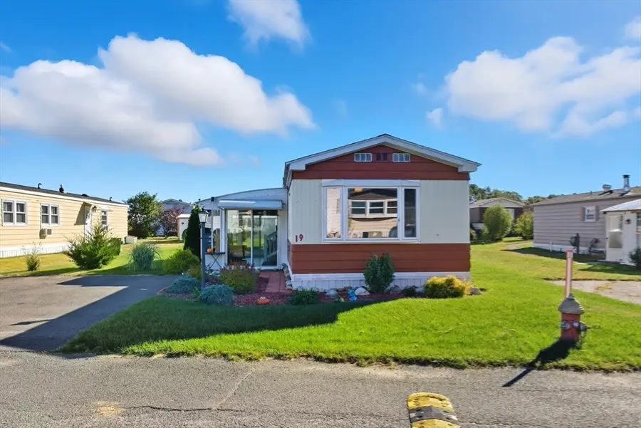 19 Third Ave, Westfield, MA 01085 - Image #3