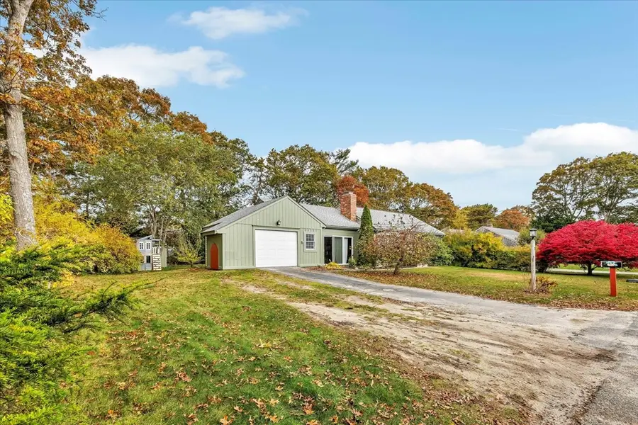 35 Captain Percival Rd, South Yarmouth, MA 02664 - Image #3