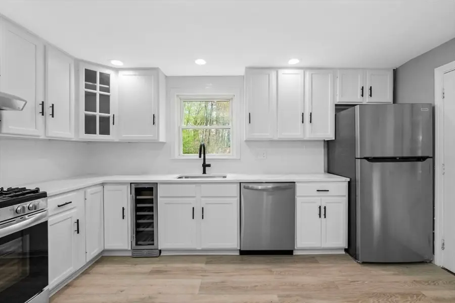 255 West St, Weymouth, MA 02188 - Image #2