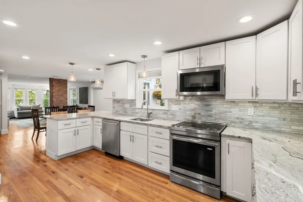 91 Fayette St #91, Watertown, MA 02472 - Image #1