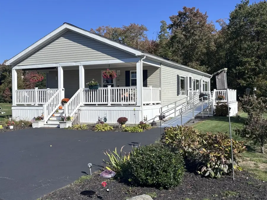 32 Kendall Court, Raynham, MA 02767 - Image #2