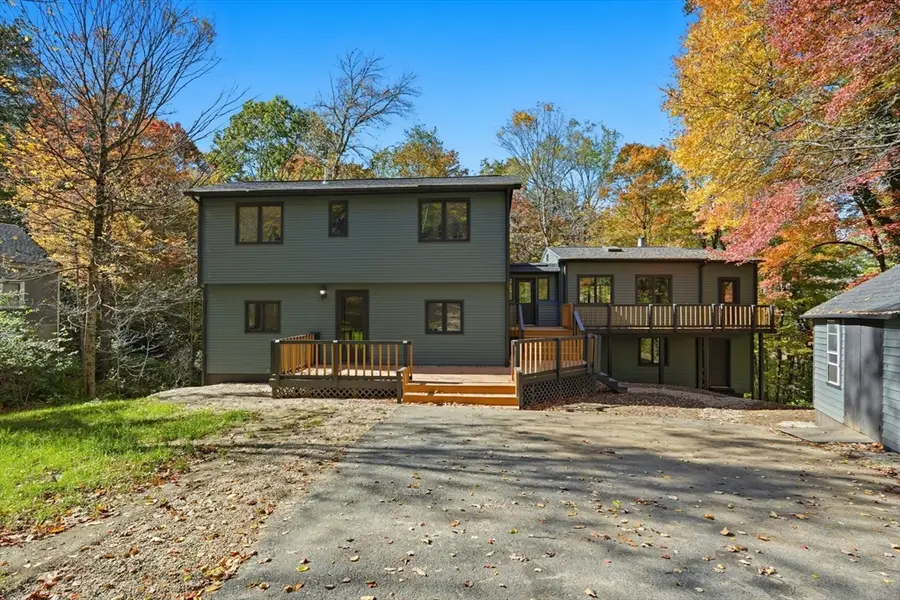 9 Bray Ct, Pelham, MA 01002 - Image #3