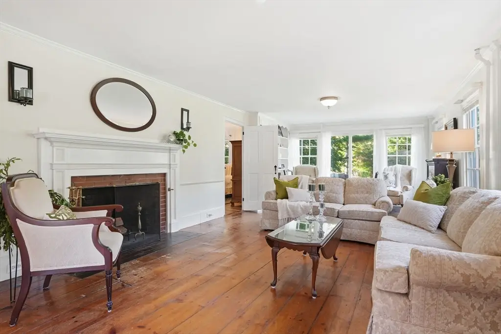 178 Main St, Plympton, MA 02367 - Image #1