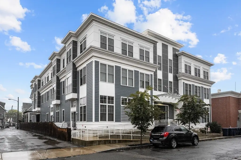353 Summer #310, Somerville, MA 02144 - Image #1
