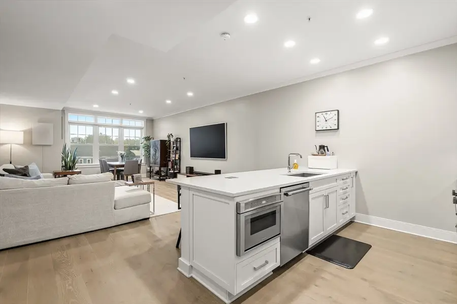 353 Summer #310, Somerville, MA 02144 - Image #3