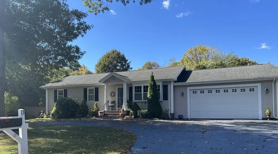 13 Green Meadow Dr., Acushnet, MA 02743 - Image #2