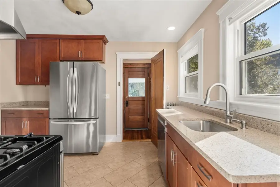 133 Hillside #1, Watertown, MA 02472 - Image #3