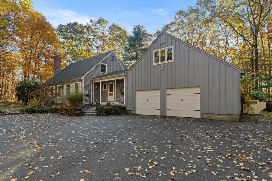 111 Moulton St, West Newbury, MA 01985 - Image #2