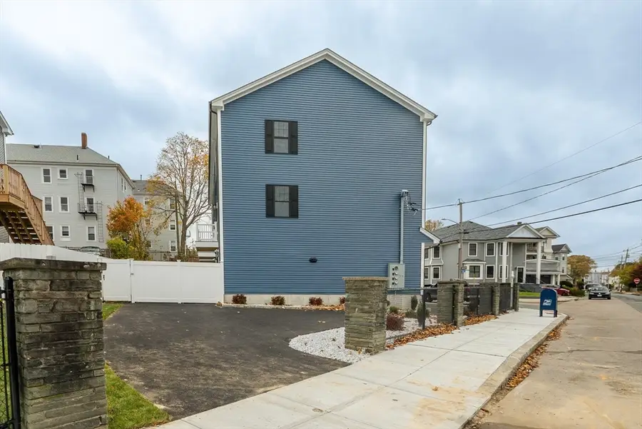 215 Earle St #1, Fall River, MA 02723 - Image #2
