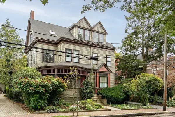 22 Agassiz St #22, Cambridge, MA 02140