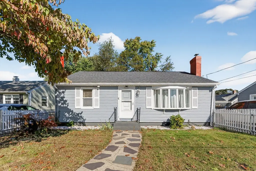 15 Don Ct, Pawtucket, RI 02861 - Image #1