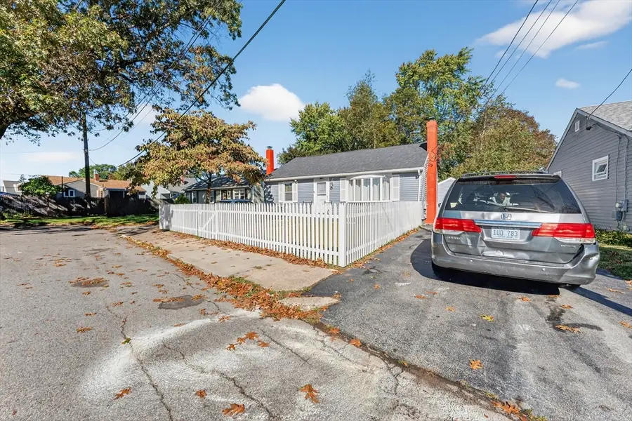 15 Don Ct, Pawtucket, RI 02861 - Image #2