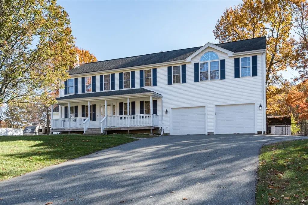 4 Locust Hill Ln, Whitman, MA 02382 - Image #1