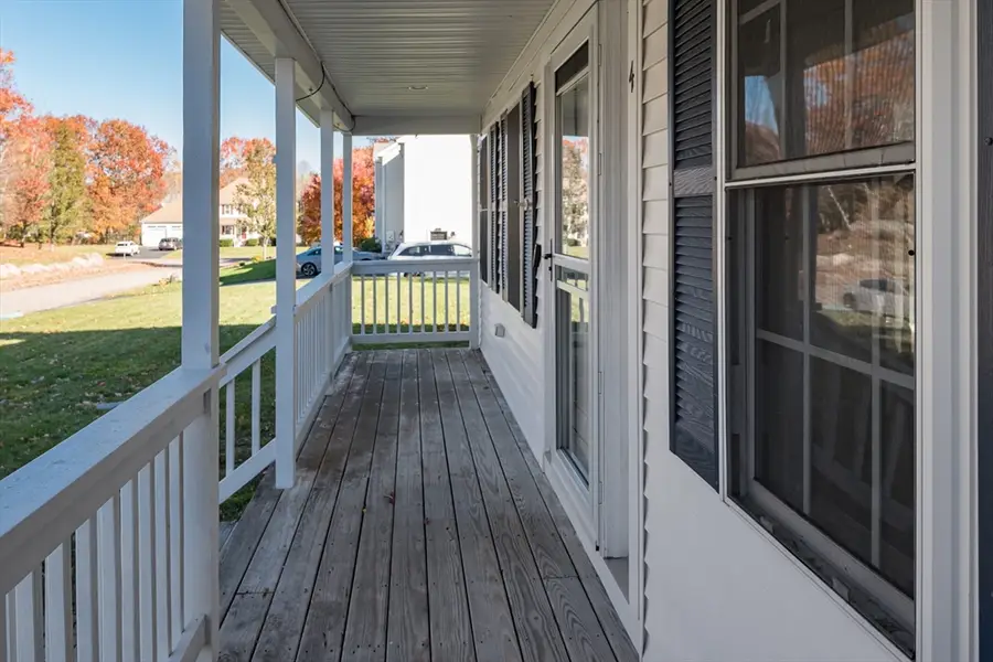 4 Locust Hill Ln, Whitman, MA 02382 - Image #3